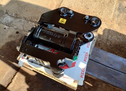 (Radlinger_TILT_590_MS03_HS03_bagr_JANTAR_VIO50)-1